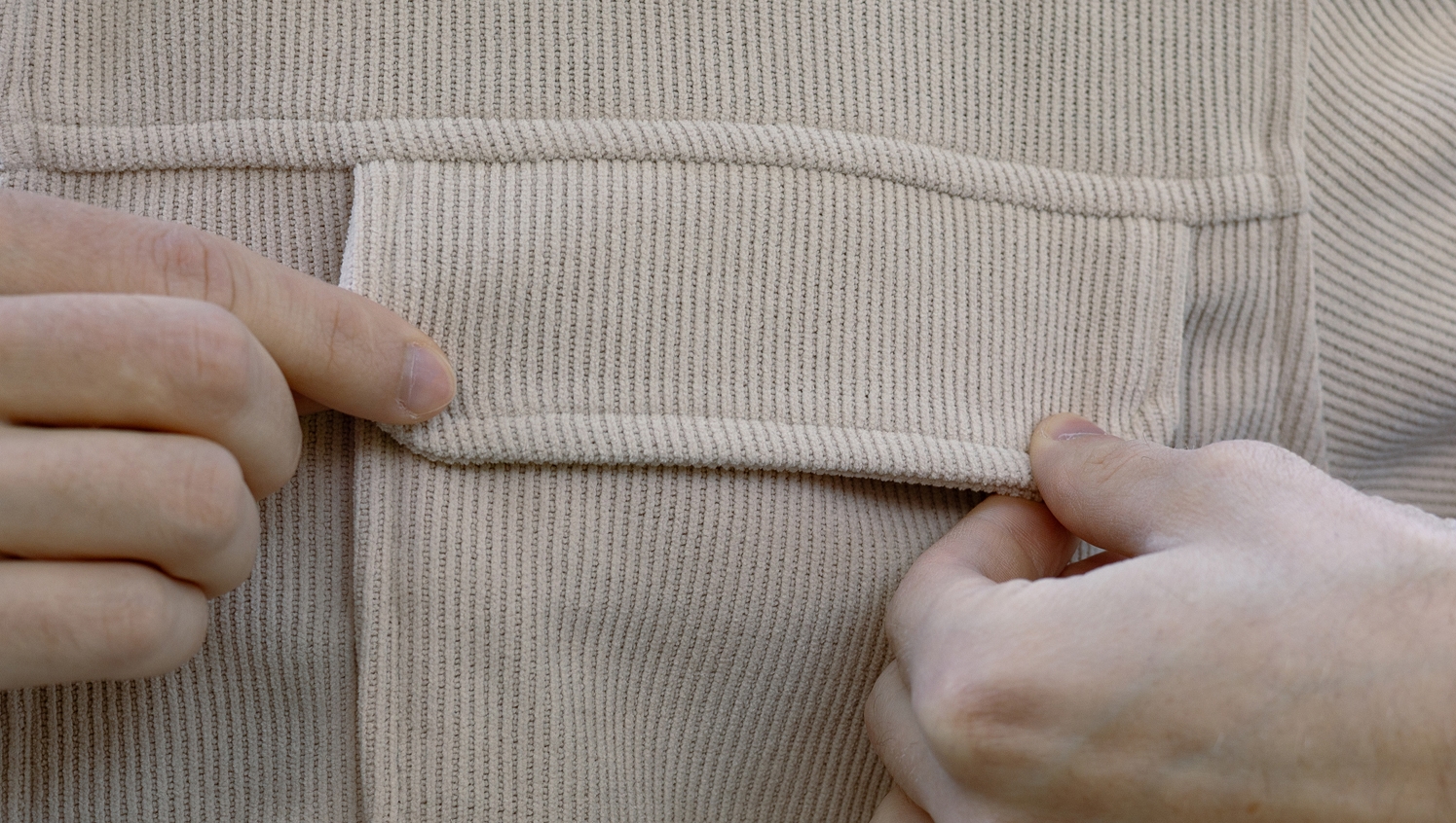 Карман куртки-рубашки